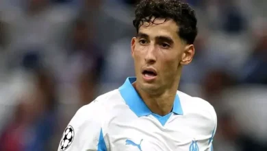 نايف أكرد يحسم عودته إلى مارسيليا الفرنسي