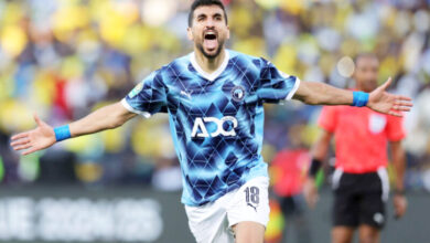 طارق السكتيوي في ورطة كبيرة قبل كأس العرب بسبب وليد الكرتي طارق السكتيوي في ورطة كبيرة قبل كأس العرب بسبب وليد الكرتي