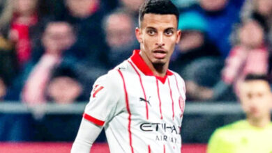 عز الدين أوناحي يفرض على الصحافة الإسبانية الاعتراف بشهادة ميلاد جديدة و كشف تفاصيل أزمة مارسيليا الفرنسي عز الدين أوناحي يفرض على الصحافة الإسبانية الاعتراف بشهادة ميلاد جديدة و كشف تفاصيل أزمة مارسيليا الفرنسي