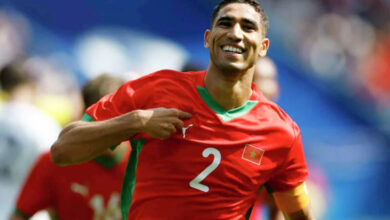 وليد الركراكي يستقر على بديل أشرف حكيمي أمام جزر القمر وليد الركراكي يستقر على بديل أشرف حكيمي أمام جزر القمر