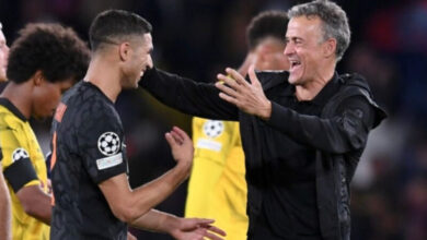 لويس إنريكي يتحدث عن أشرف حكيمي ويحسم قراره بخصوص تواجده مع باريس سان جيرمان لويس إنريكي يتحدث عن أشرف حكيمي ويحسم قراره بخصوص تواجده مع باريس سان جيرمان