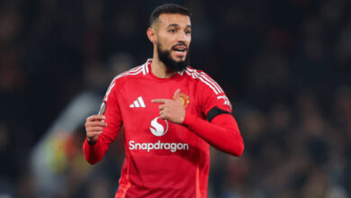 نصير مزراوي يبلغ إدارة نادي مانشستر يونايتد بالرحيل نصير مزراوي يبلغ إدارة نادي مانشستر يونايتد بالرحيل