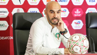 وليد الركراكي يحسم أمر المستحقات المالية مقابل إنهاء ارتباطه بالمنتخب المغربي