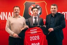 عيسى حبري يوقّع أول عقد احترافي مع رين الفرنسي